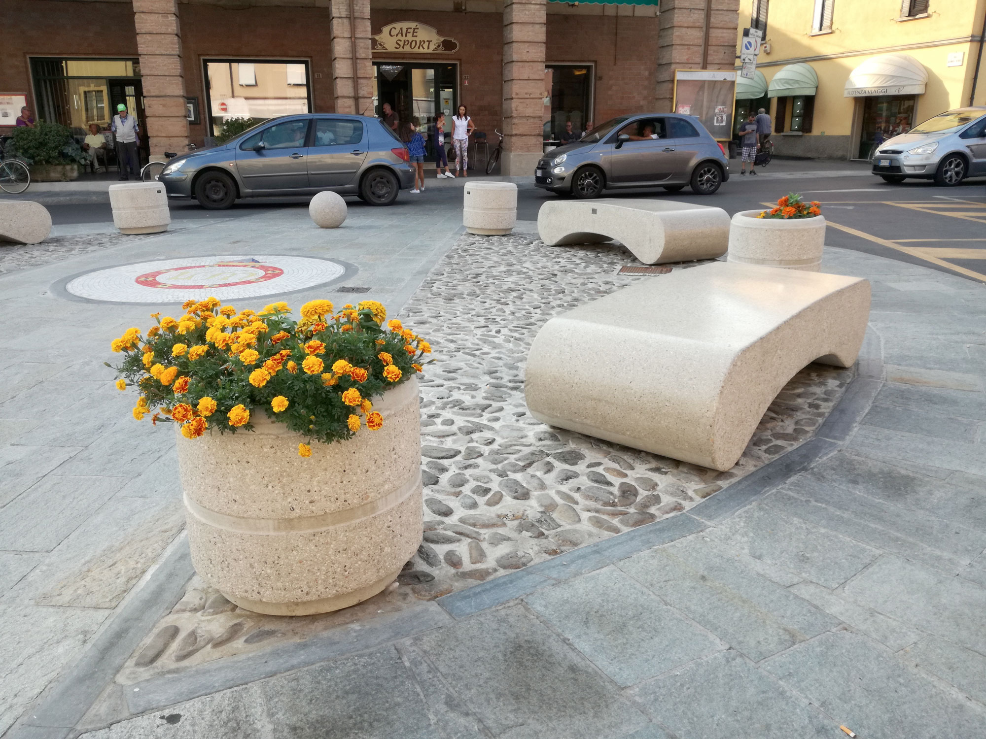 Vasart Arredo Urbano - PIAZZA-ROMA-(3)