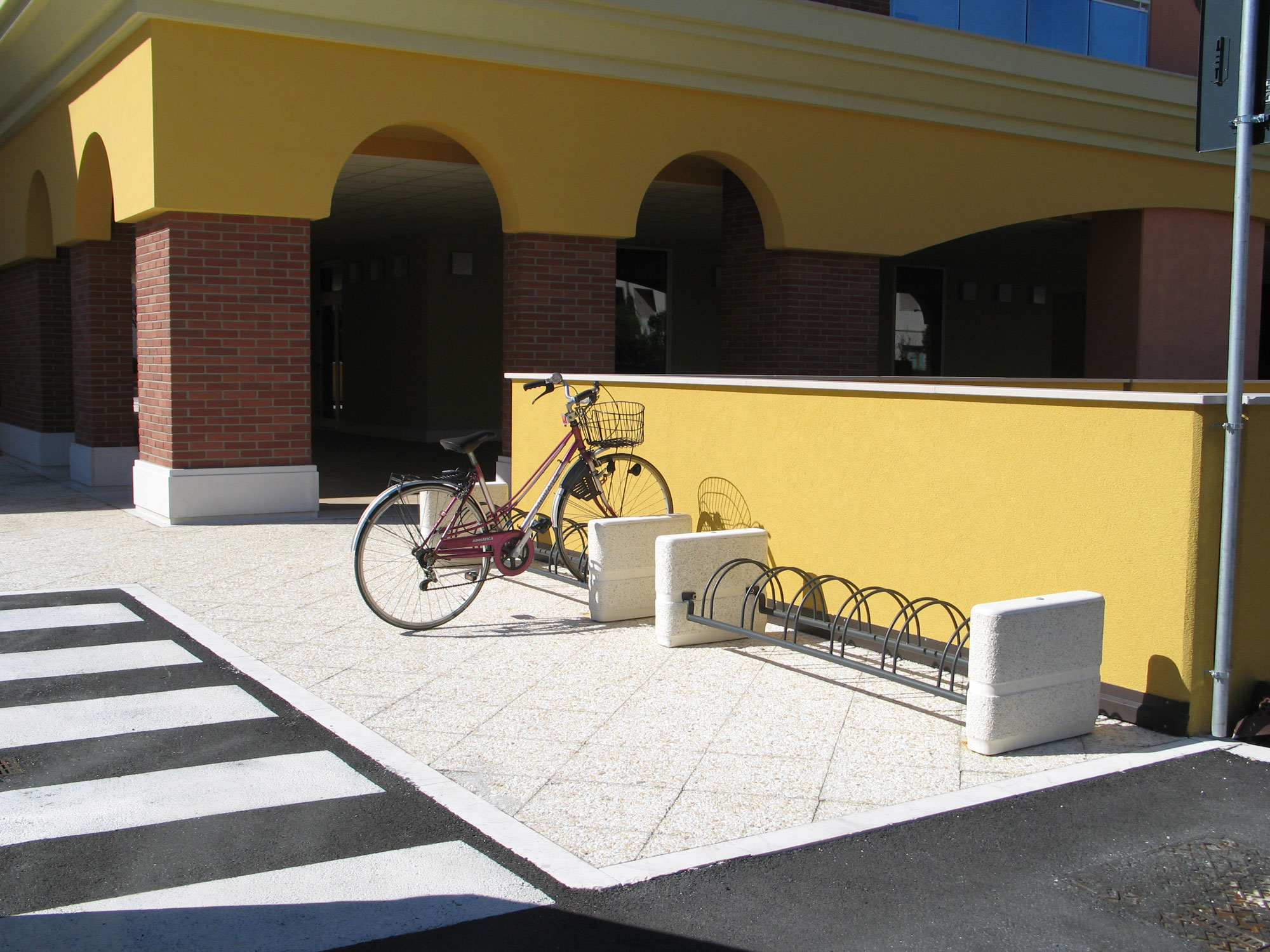 Vasart Arredo Urbano - QUARZO-(5)