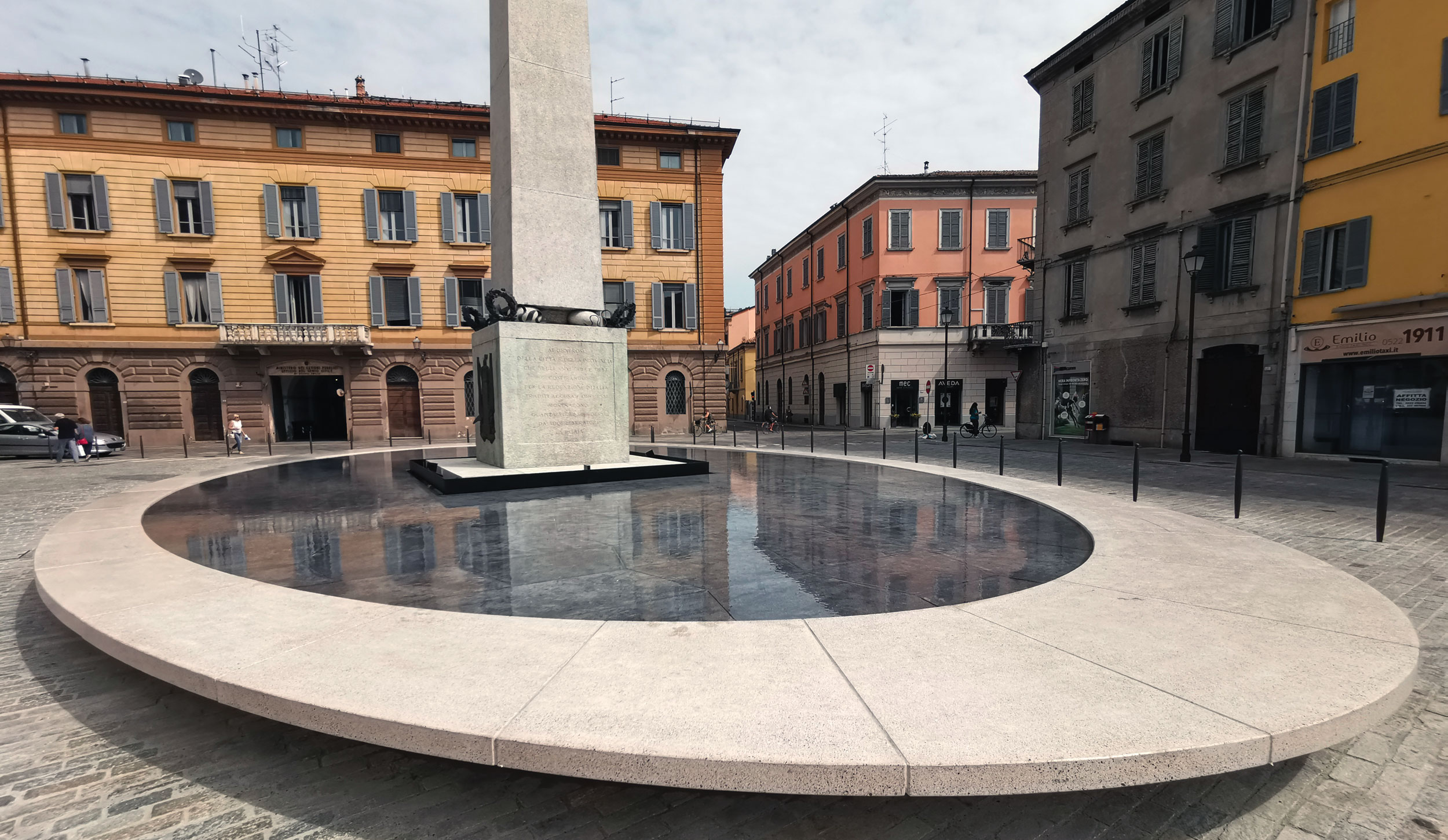 reggioemilia-fullscreen-vasart